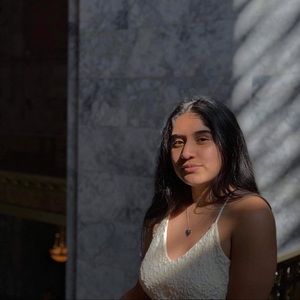 Meet your Posher, Clarita